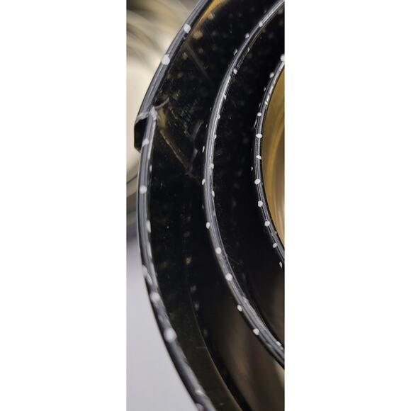 Set of 4 Lynn Gates Nesting Christmas Tins Snowy Christmas Eve with Santa on Lid - Picture 8 of 9